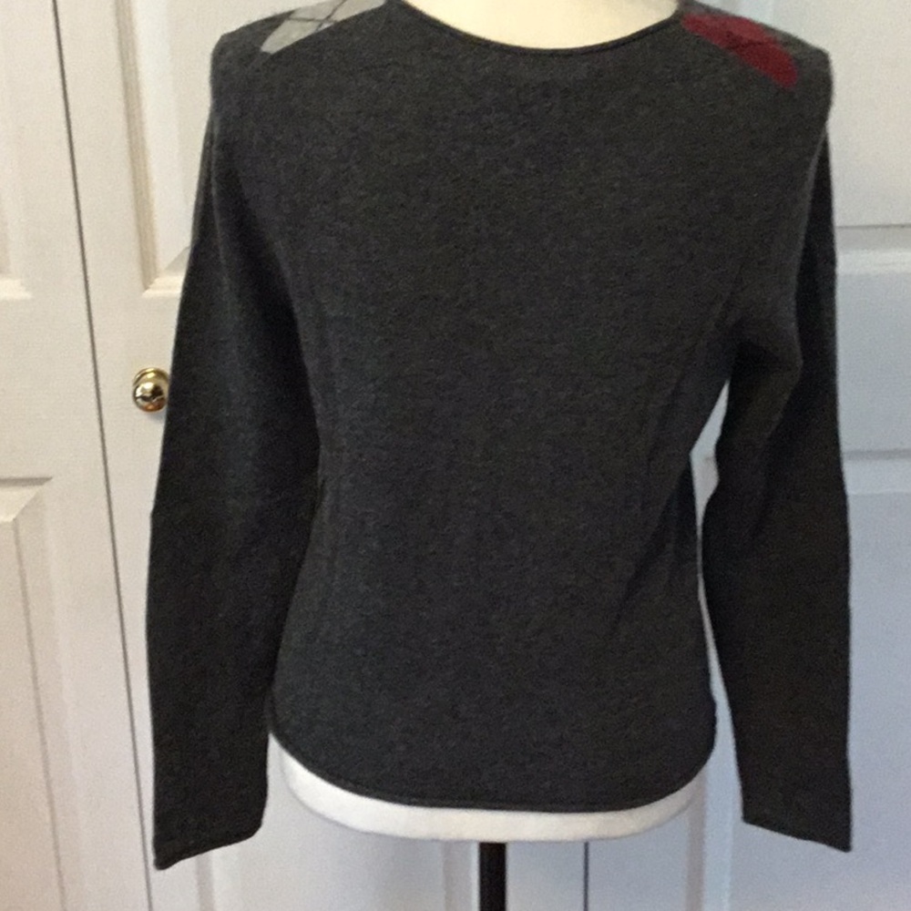 Red and Gray Cashmere Crew Neck Argyle Sweater - Picture 4 of 7